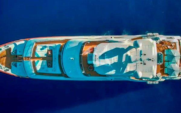Аренда мега яхты Benetti Crystal 140 - Nela во Франции